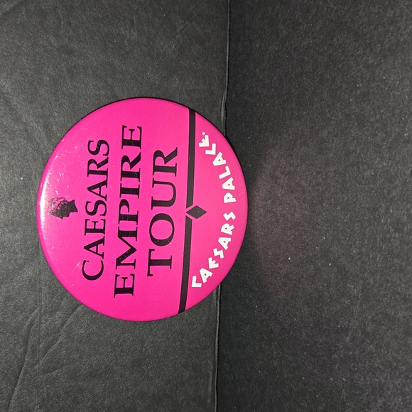 RARE CAESARS PALACE EMPIRE TOUR 3" PIN BUTTON PINBACK - Picture 5 of 5